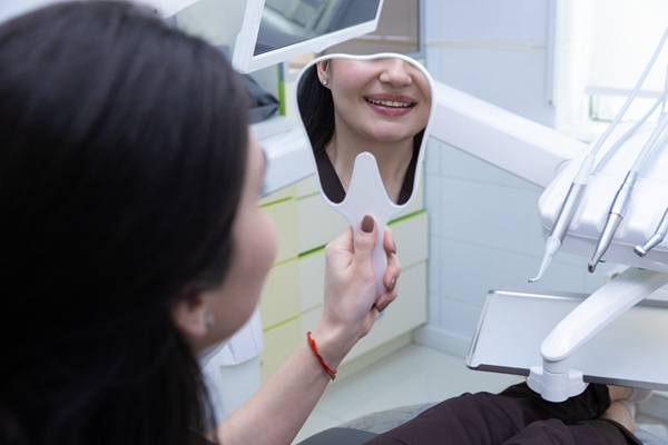 Teeth Whitening And Your Smile Makeover